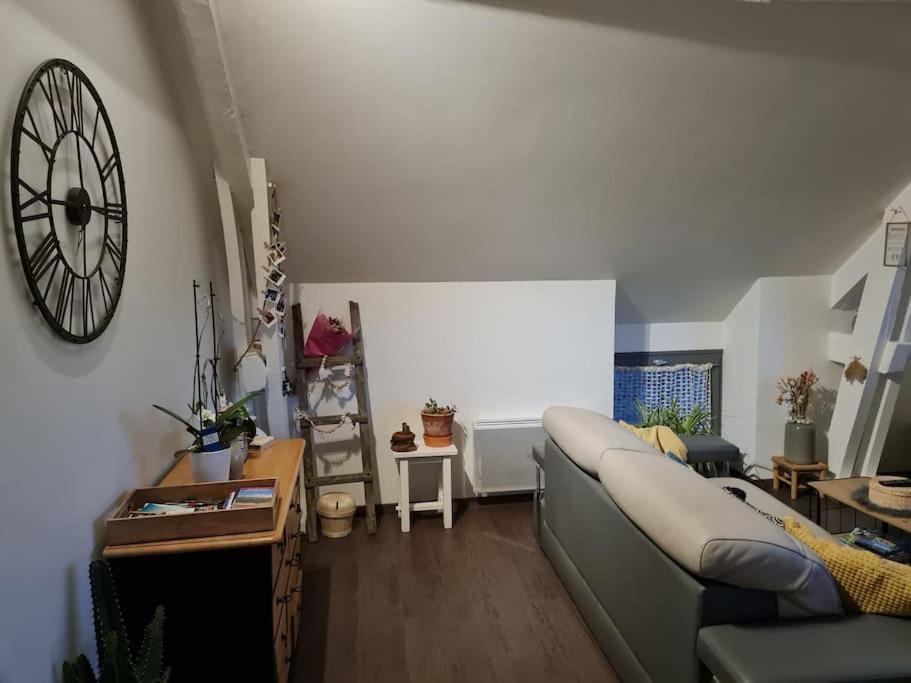 Appartement De La Laiterie Avec Petit Jardin. Eysus Exterior foto