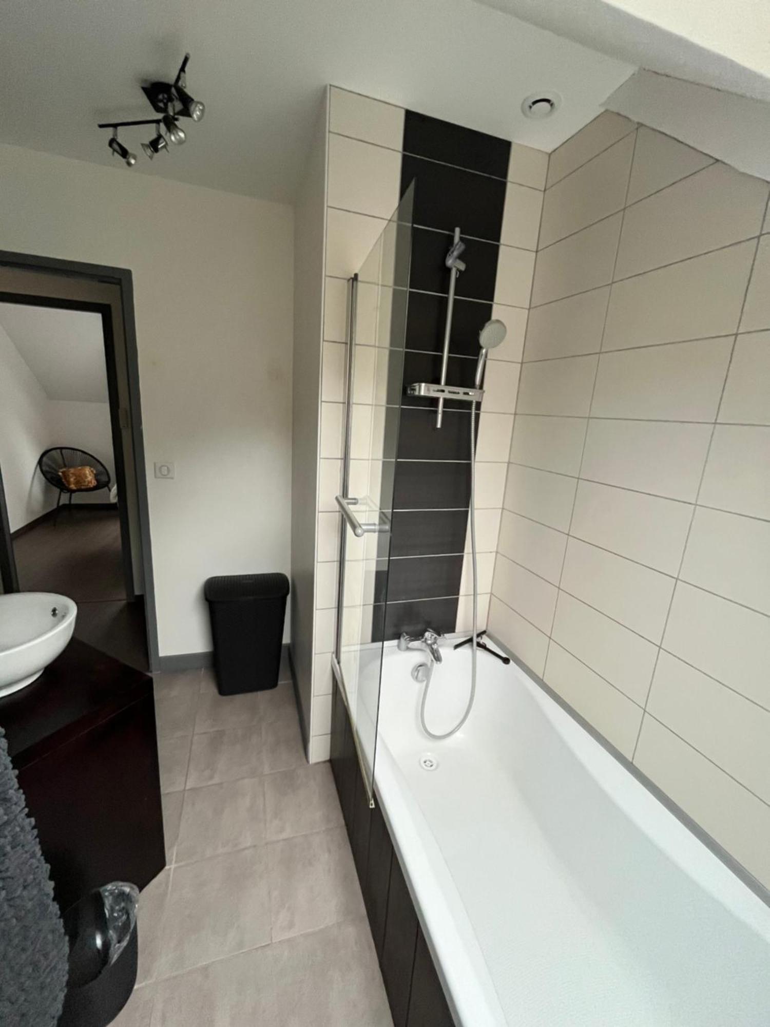 Appartement De La Laiterie Avec Petit Jardin. Eysus Exterior foto